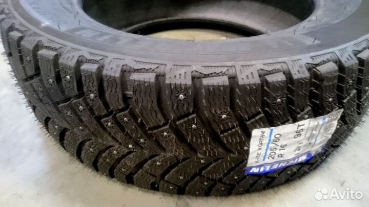 Michelin X-Ice North 4 255/55 R19 111T