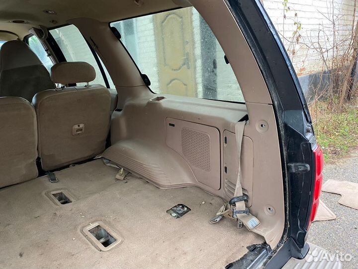 Обшивки багажника Ford Expedition 1