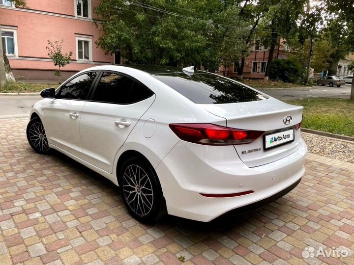 Hyundai Elantra 1.6 AT, 2018, 110 000 км