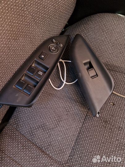 Запчасти двух дверей Honda fit 3