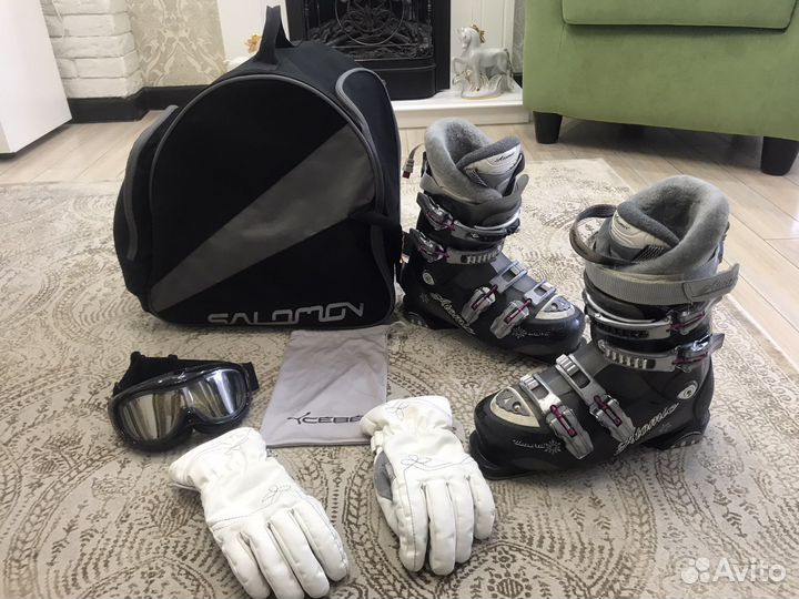 Горнолыжные ботинки Atomic, сумка, маска, перчатки