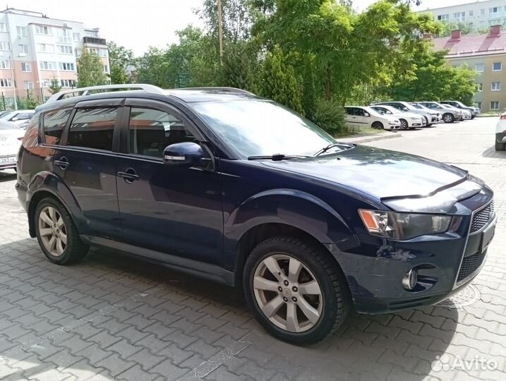 Mitsubishi Outlander 2.0 CVT, 2010, 313 387 км