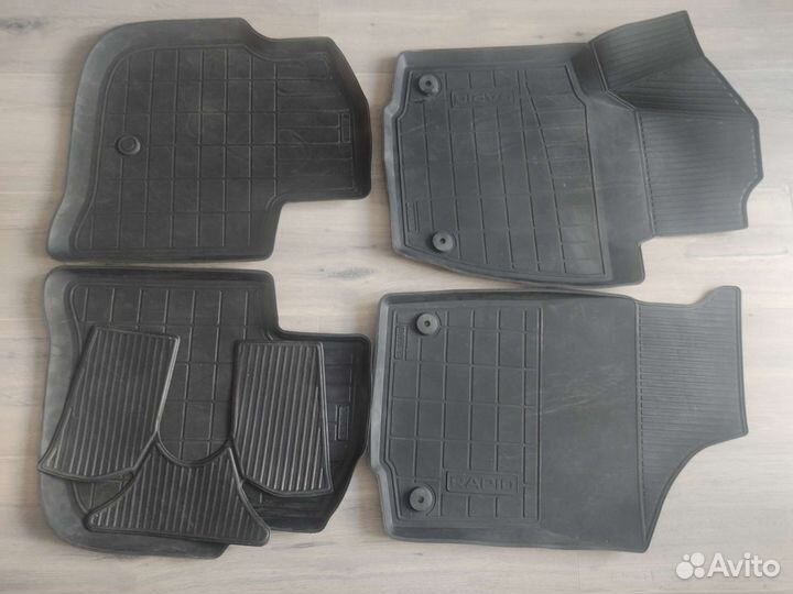 Коврики на skoda rapid
