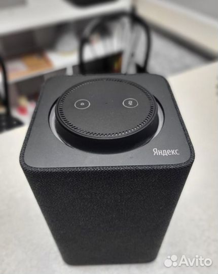 Яндекс станция макс