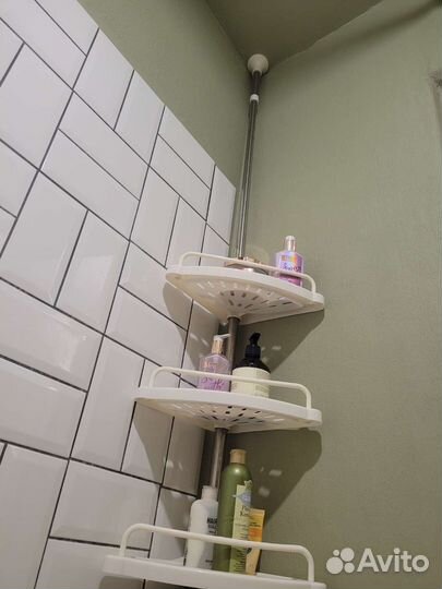 Угловая полка в ванную