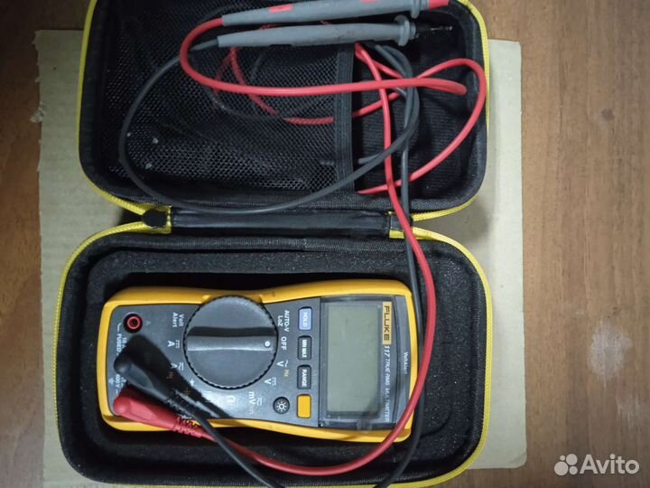 Профессиональный цифровой мультиметр