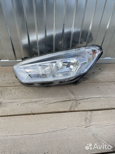Фара левая Ford Transit 2014