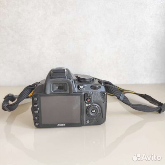 Зеркальный фотоаппарат Nikon d3100