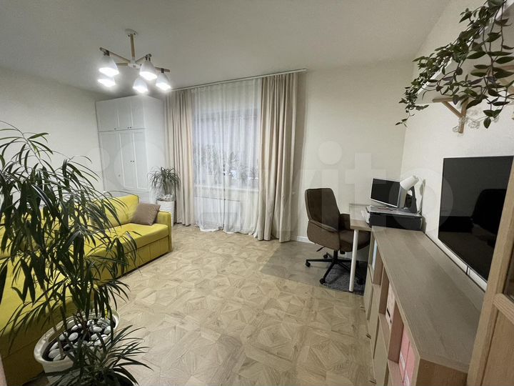 2-к. квартира, 57 м², 3/9 эт.