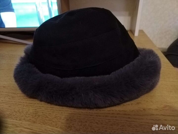 Шапка зимняя меховая женская