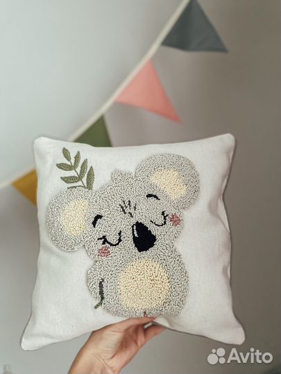 Подушка для детской