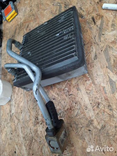 Радиатор кондиционера Volkswagen Golf 4 2001