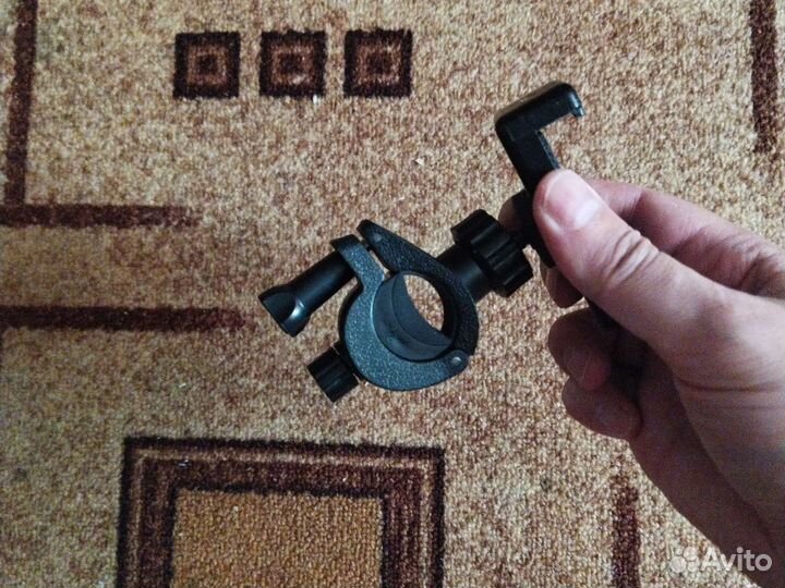 Крепление для смартфона на велосипед