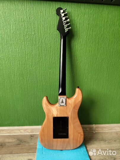 Электрогитара (Stratocaster)