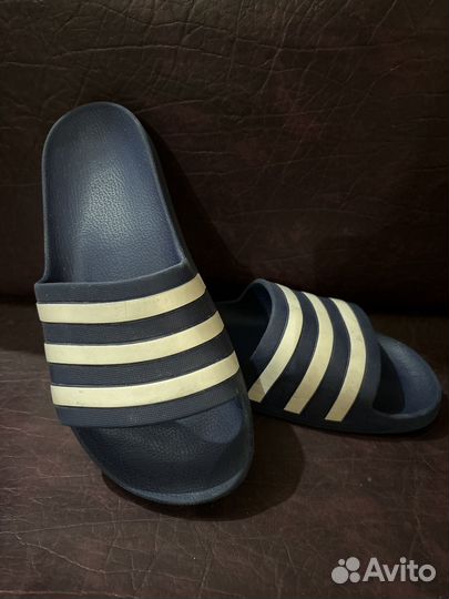 Шлепанцы adidas