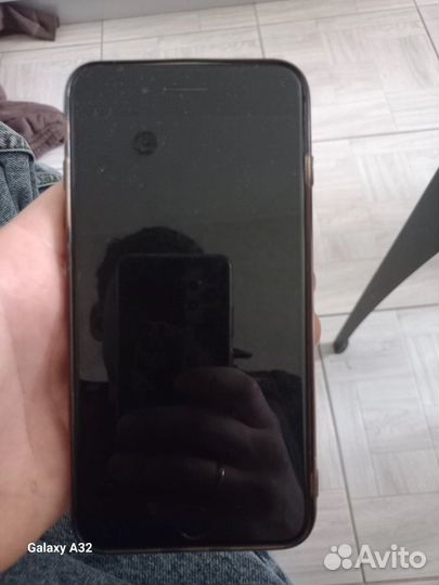 iPhone 8 Plus, 64 ГБ