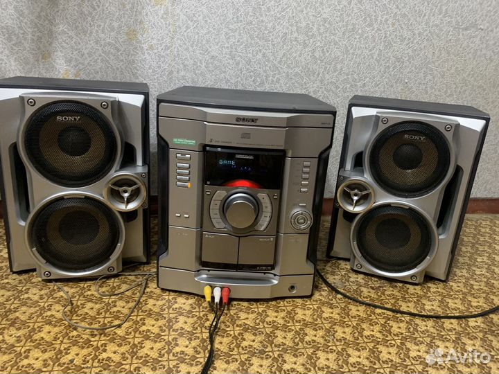 Музыкальный центр sony