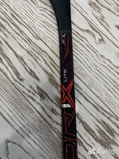 Клюшка хоккейная