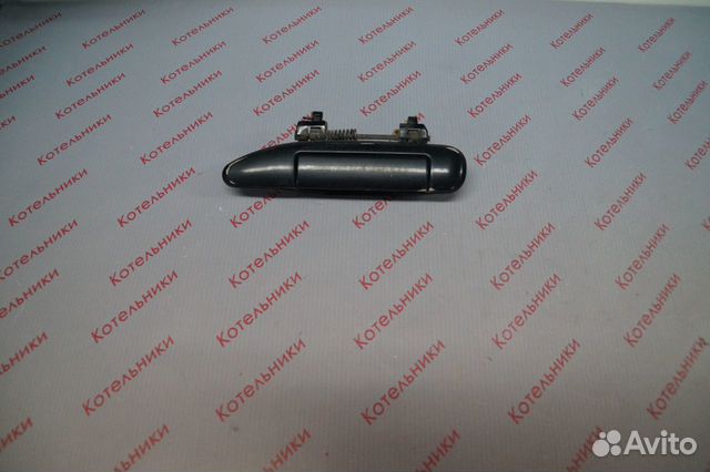 Nissan 80607-9F200 Ручка левая