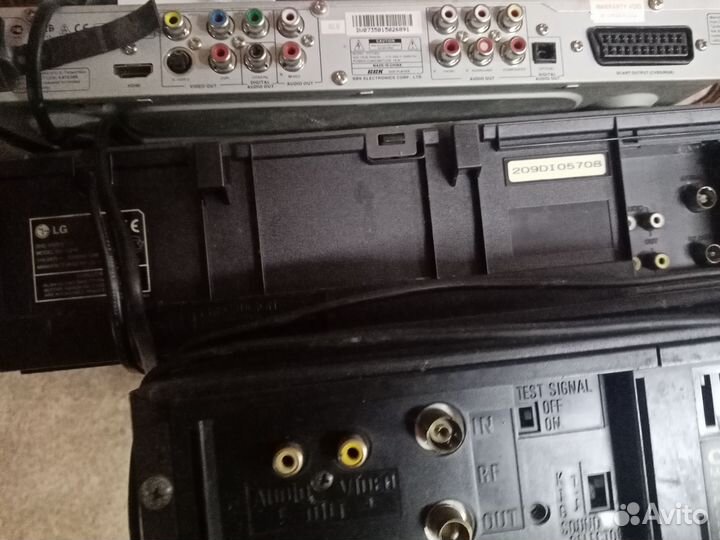 Видеомагнитофоны одним лотом