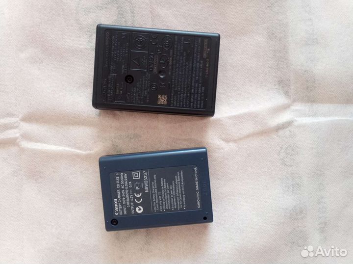 Продам два оригинальных зарядных устройства