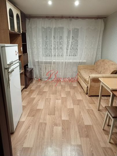 Комната 12,4 м² в 9-к., 2/5 эт.