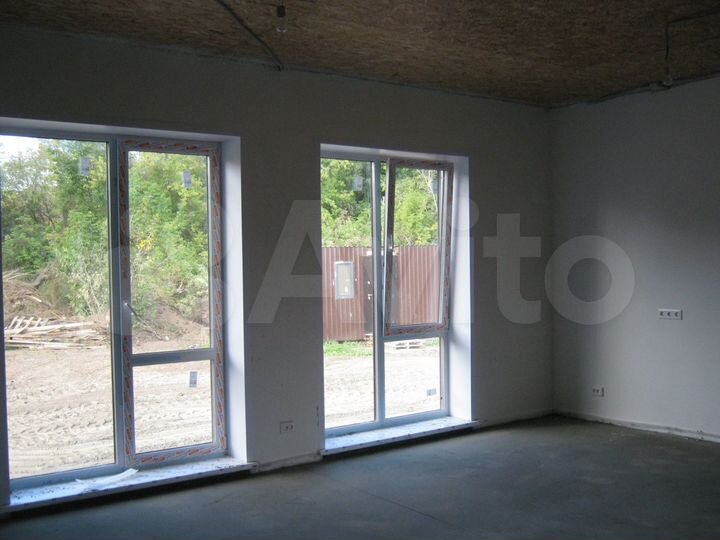 Дом 76 м² на участке 8 сот.