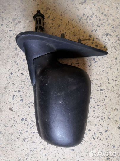 Зеркало левое Skoda Filicia 1998