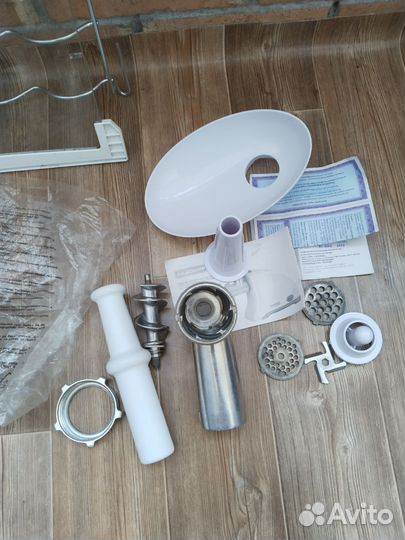 Мясорубка Ладомир