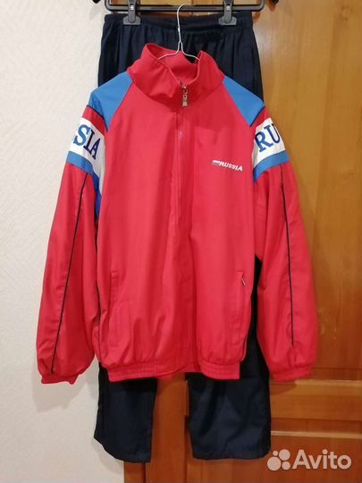 Спортивный костюм