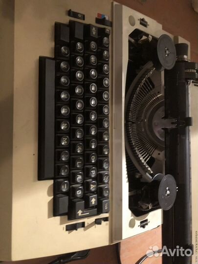 Печатная машинка Электроник б/у