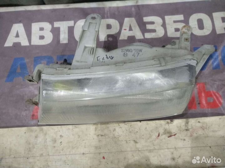 Фара передняя левая Toyota Exiv st180
