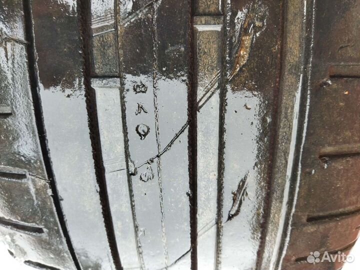 Nokian Tyres Hakka Black SUV 255/50 R19