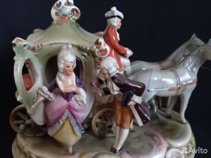 Статуэтка фарфор карета Германия