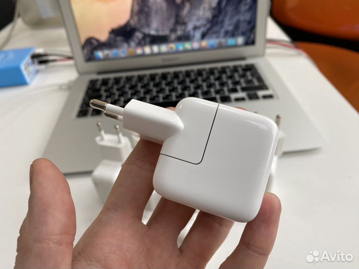 Оригинальная зарядка iPad