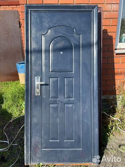 Двери входные металические правые