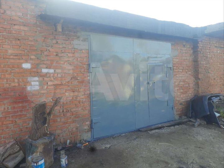 Гараж, > 30 м²