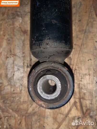 Стойка амортизатора задняя Nissan Qashqai 349079