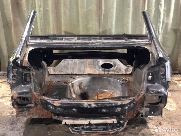 Часть кузова отрезная задняя задний Renault Logan