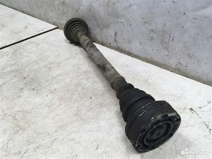 Полуось передняя правая Audi 100 C4 (1991-1994)