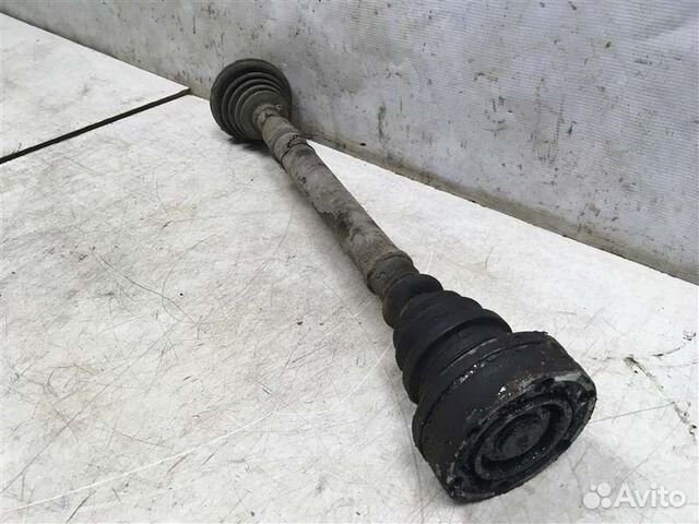 Полуось передняя правая Audi 100 C4 (1991-1994)