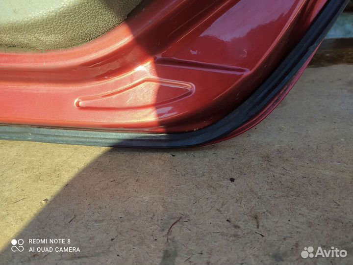 Задняя Правая дверь kalina 1