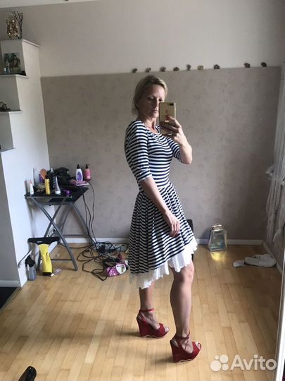 Продам новое платье