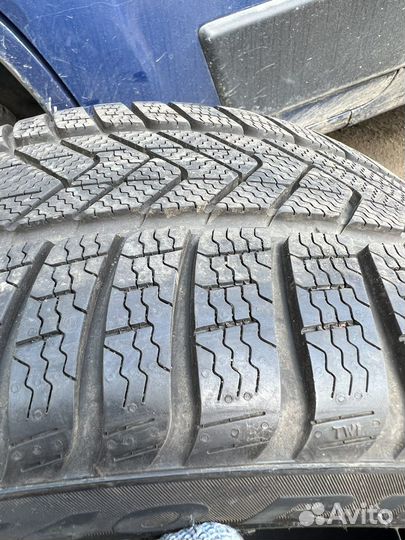 Pirelli Winter Sottozero 3 225/45 R18 и 255/40 R18 98V