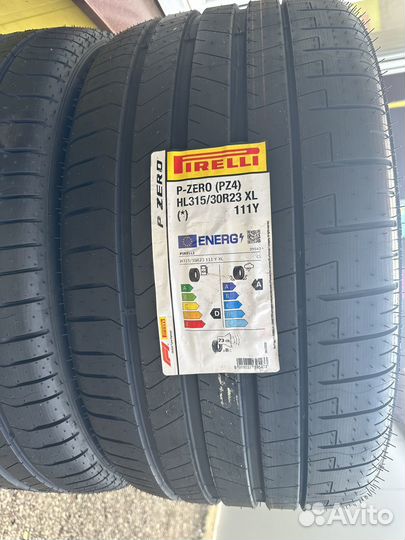 Pirelli P Zero PZ4 275/35 R23 и 315/30 R23 108Y