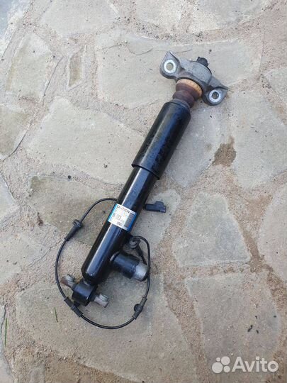 Амортизатор задний правый Lincoln MKZ 2017