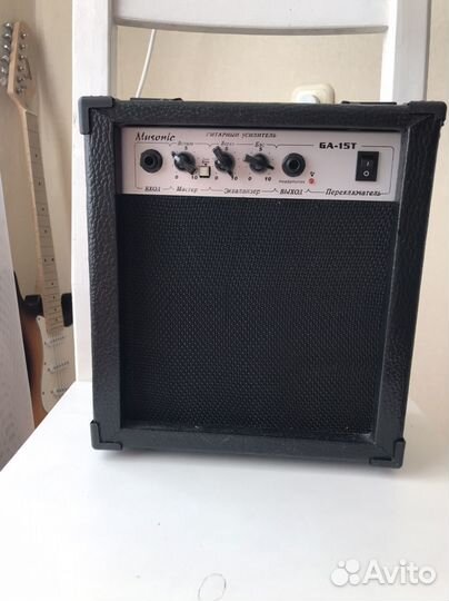 Гитарный комбоусилитель