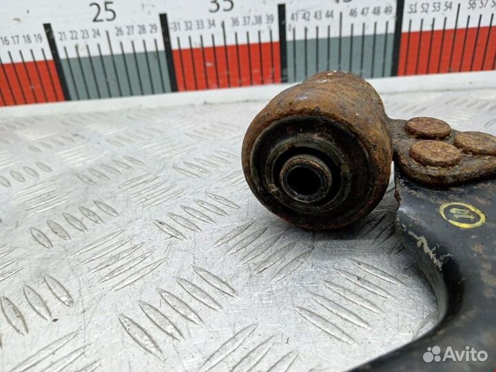 Рычаг передний правый для Opel Combo C 13140038