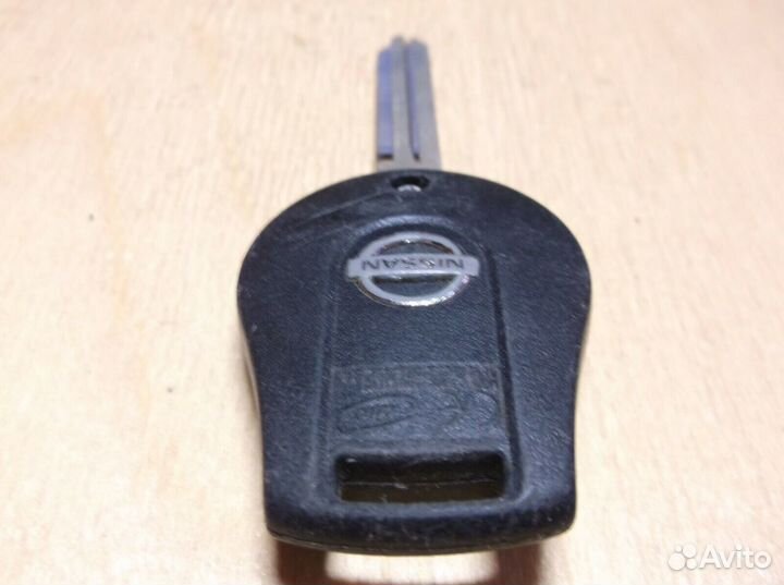 Nissan Micra (K13), Juke чип ключ 2 кнопки