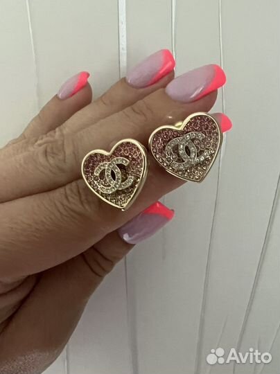 Серьги-сердца оригинал Chanel